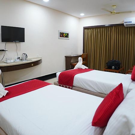 Hotel Grand Nagarjuna By Konark Hotels Guntūr Dış mekan fotoğraf