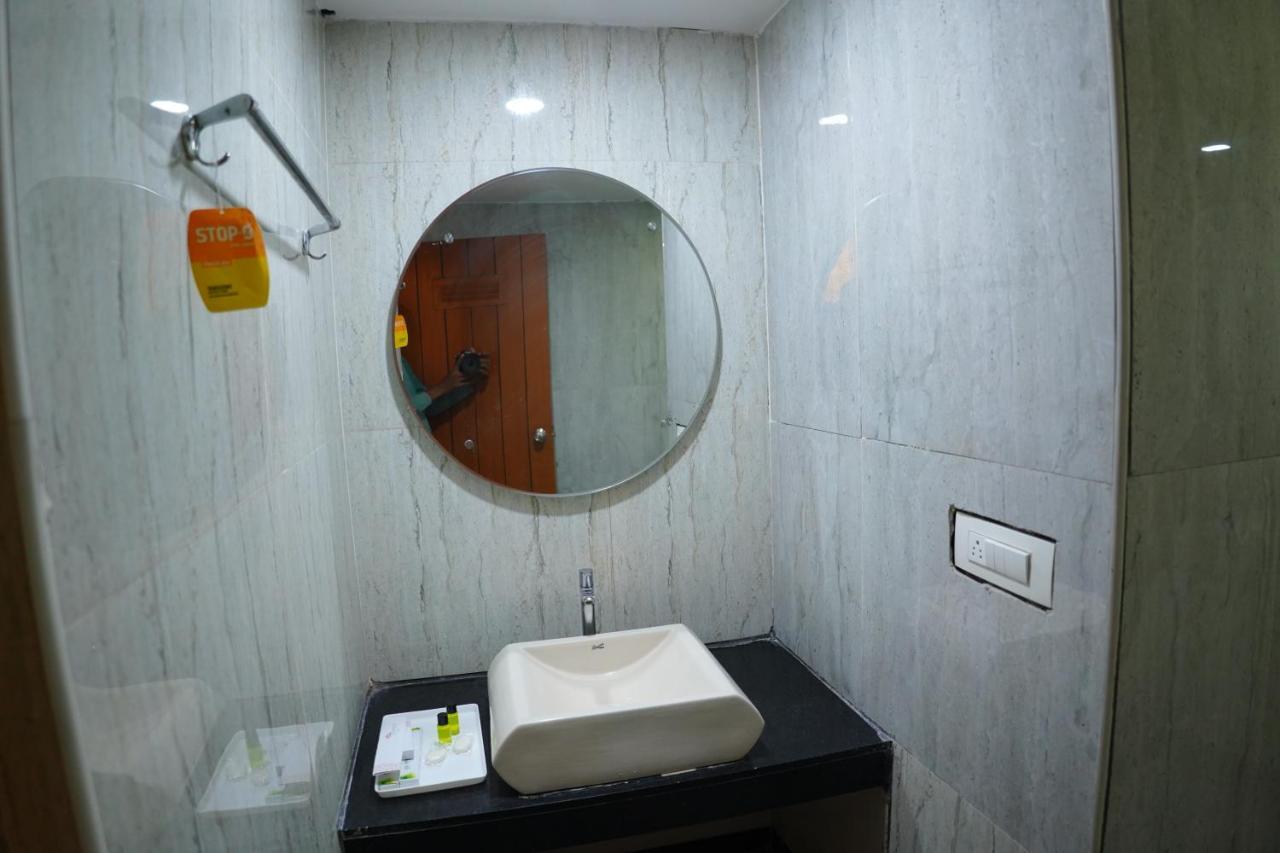 Hotel Grand Nagarjuna By Konark Hotels Guntūr Dış mekan fotoğraf